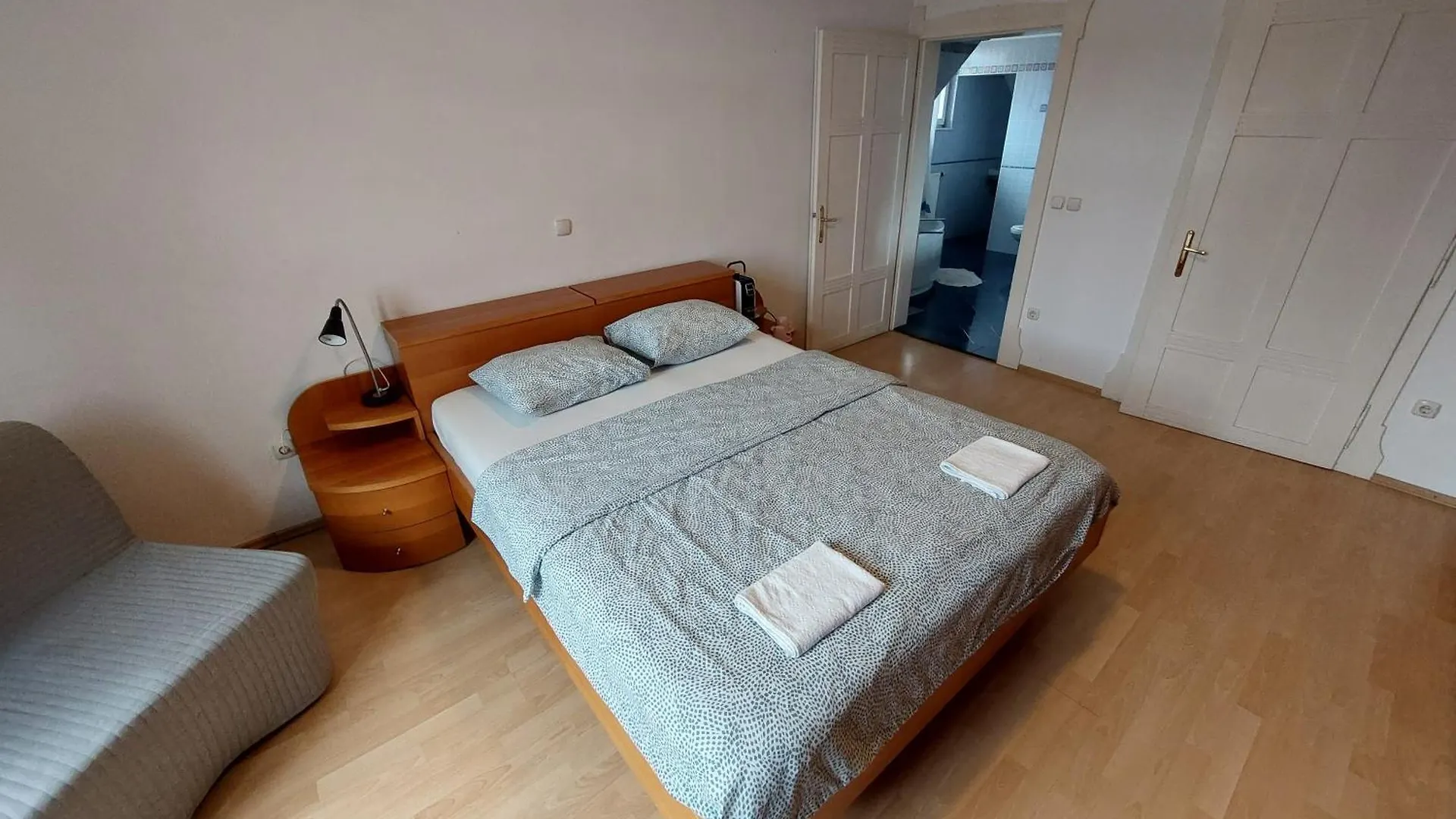 Hotel R24, Rose House à Ljubljana 0*,  Slovénie
